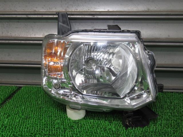 eKワゴン DBA-H82W 右ヘッドランプ 8301A602 スタンレー P6519 /41690拍卖
