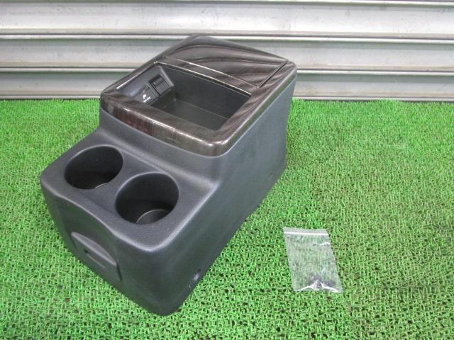 エルグランド DBA-PE52 センターコンソール コンソールボックス 96910-1JB6B 96910-1JB4B /41718拍卖
