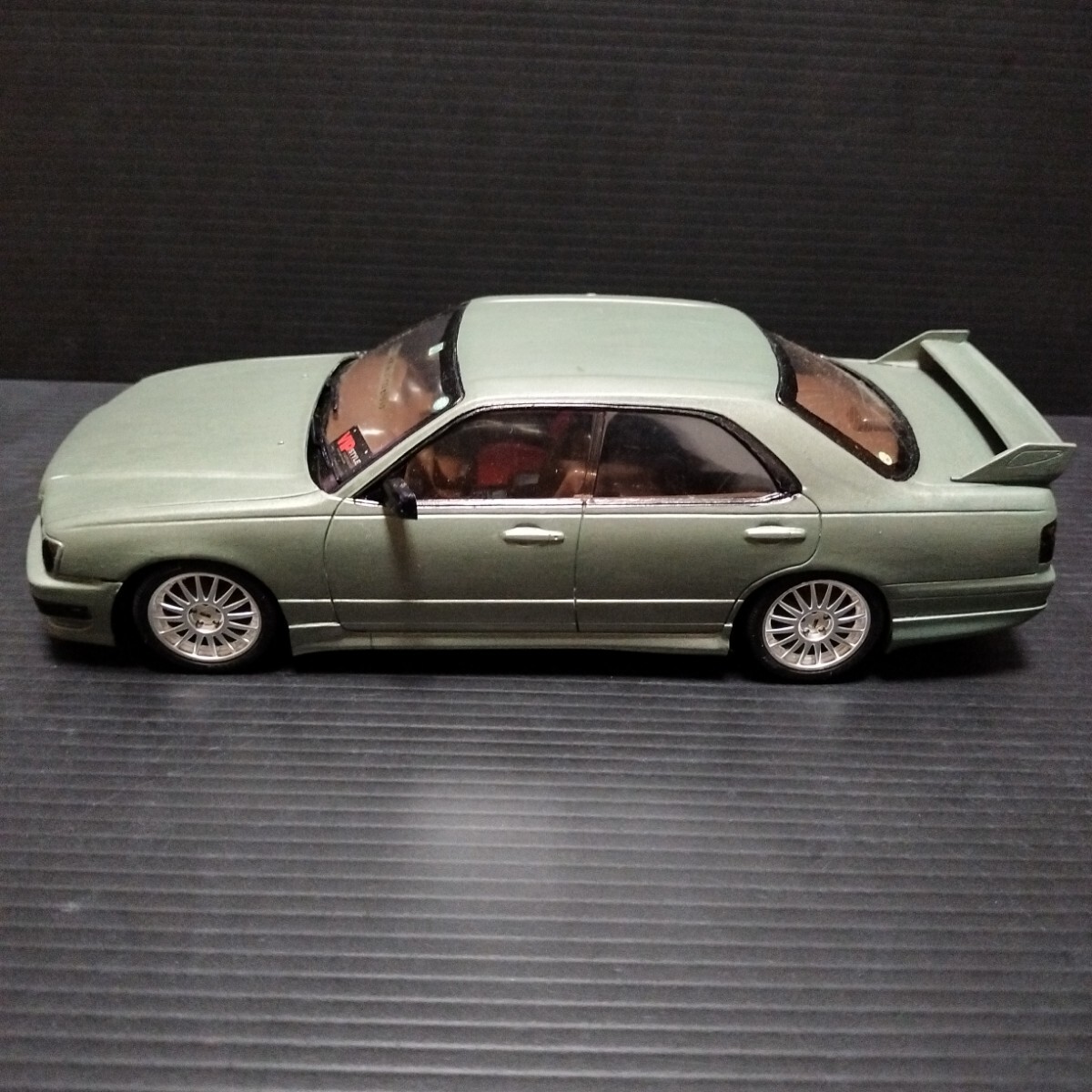 ● 完成品 プラモデル「1/24 Y33 セドリック」※一部に破損あり 日産 拍卖