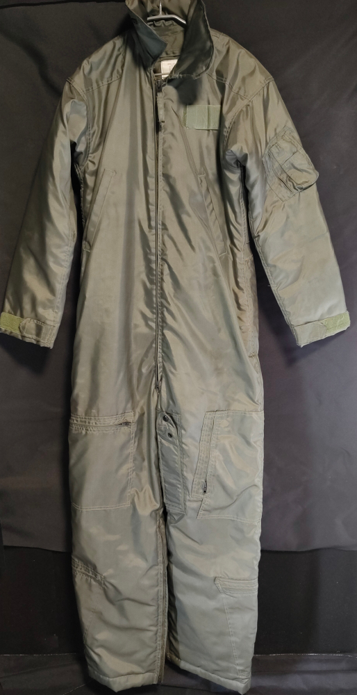 ★実物/米軍 NOMEX フライトスーツ CWU-64/P SIZE:40L ミリタリー 放出品拍卖
