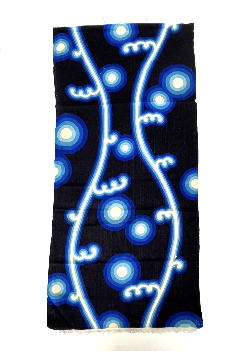 花とら●リサイクル端切れ リメイク 素材 細工用 黒地 モダン 青丸 立涌風 240803-13拍卖