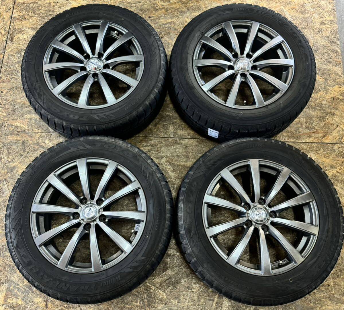 スタッドレス タイヤホイール セット 17インチ 7J+38 PCD114.3 5穴 5H ノア ヴォクシー オデッセイ プリウスα 225/60 17 拍卖