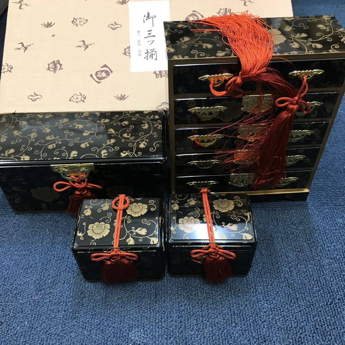 36260-33 0913Y 雛道具 御三ッ揃 箪笥 長持 両掛拍卖