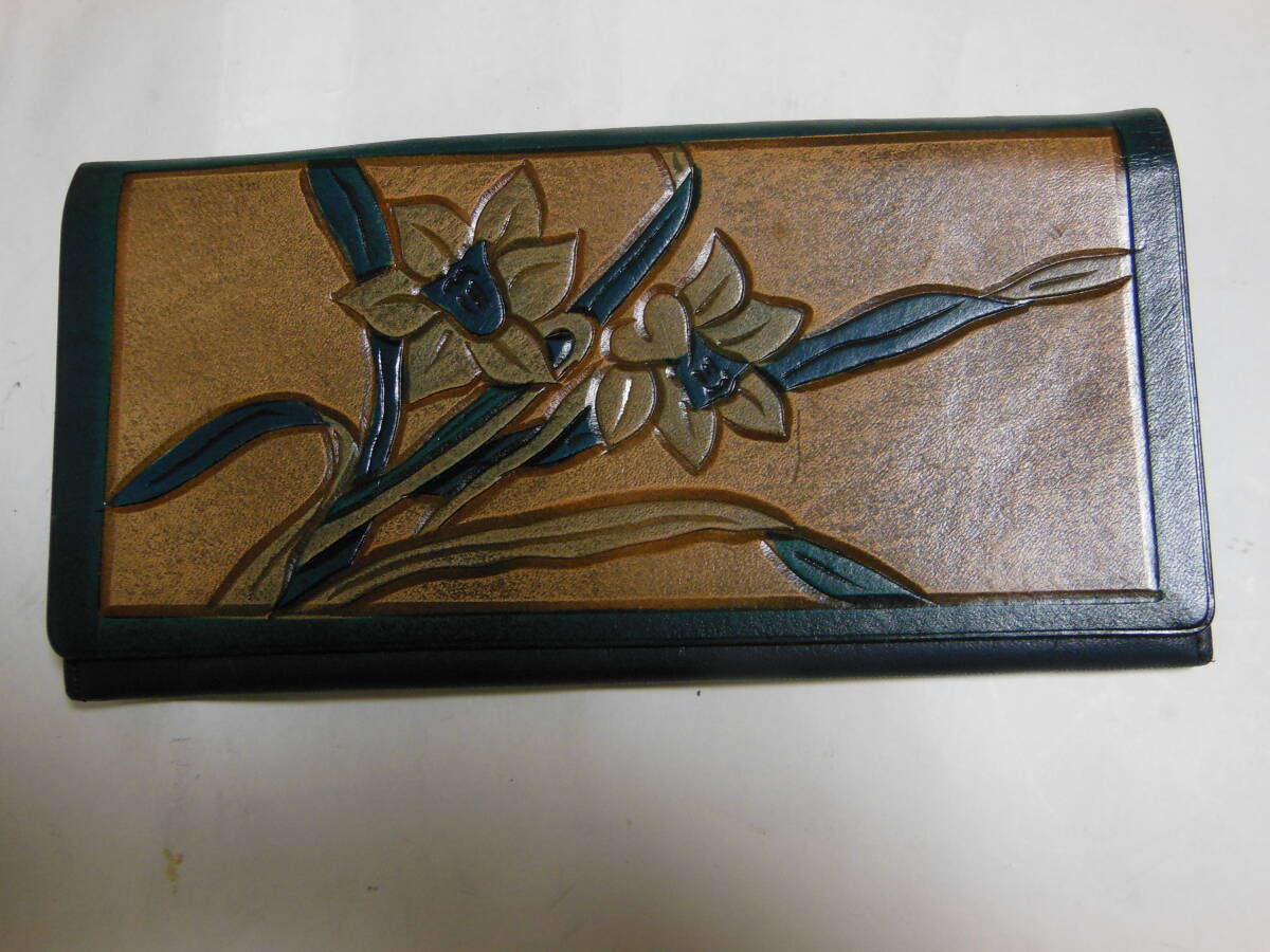 未使用品 男性用長財布・小銭入れあり 本革・彫花 送料無料拍卖