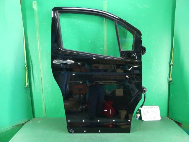 グランエース 3DA-GDH303W 右フロントドア プレミアム 6人拍卖