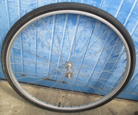 26インチ前輪  (アルミホイール タイヤ・チュ-プ セット )   (上412)拍卖