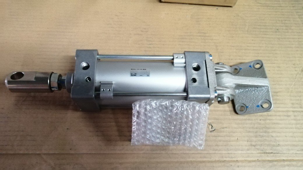 00854 SMC エアシリンダ MDBD80-120Z-NV-M9BW拍卖