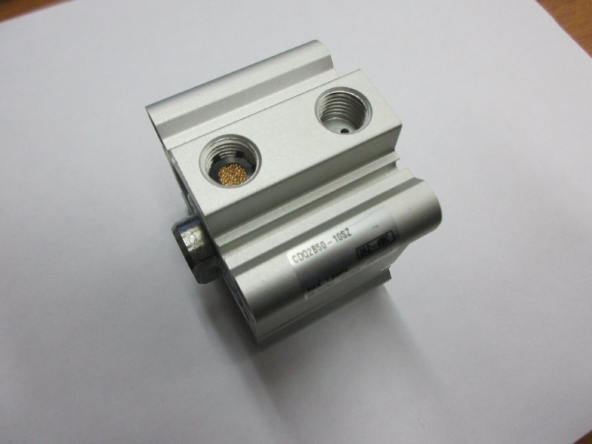 00563 SMC 2色表示式 薄型シリンダ/標準形:単動・片ロッド CDQ2B50-10SZ拍卖