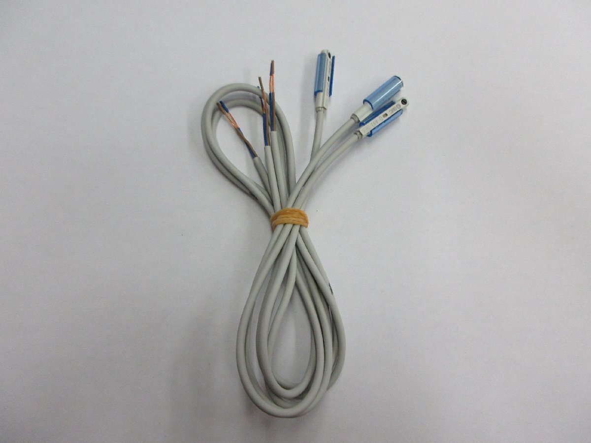 00345 SMC 有接点オートスイッチ 一般(汎用)形/直接取付タイプ D-A93 0.5m 3本組拍卖