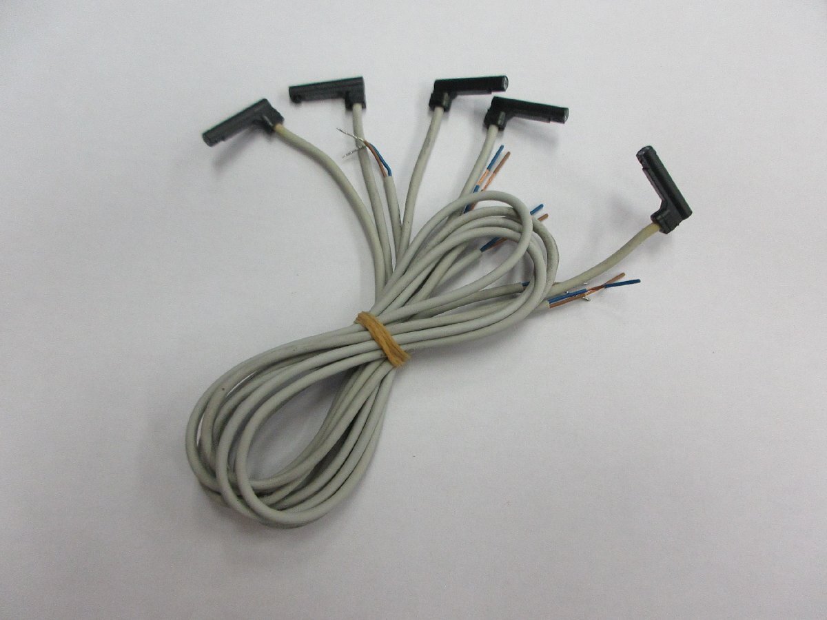 00347 SMC 有接点オートスイッチ 一般(汎用)形/直接取付タイプ D-A93V 0.5m 5本組拍卖