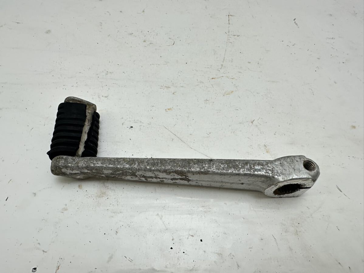 Y435 スズキ GSXR400 シフトペダル 曲り無し 拍卖