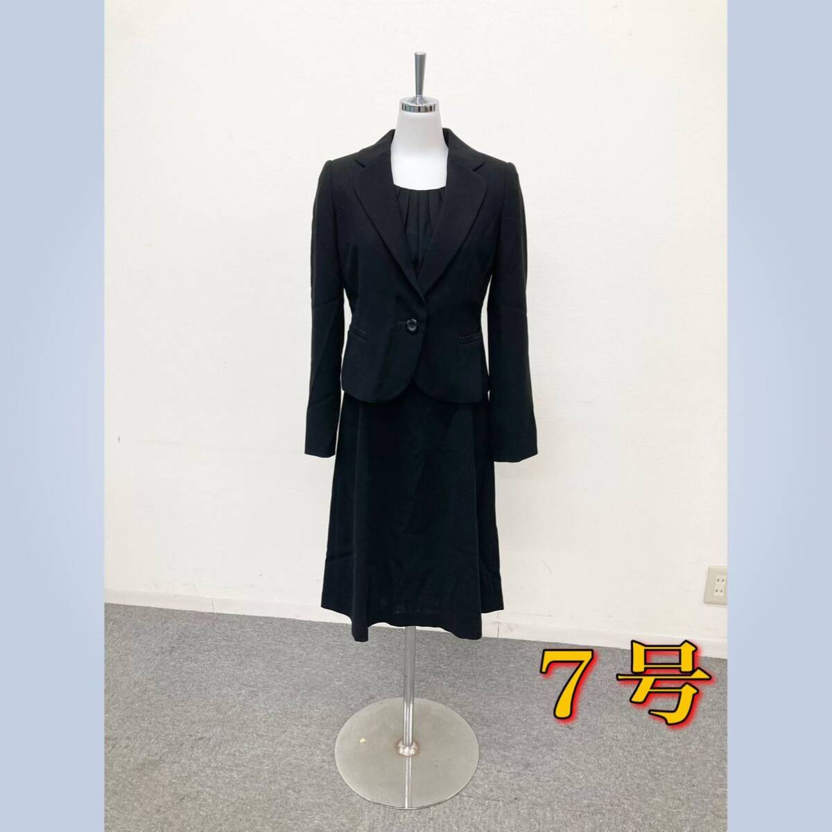 堀喪②)ブラックフォーマル レディース 7号 ワンピース ジャケット2点 黒 礼服 喪服 冠婚葬祭 お通夜 葬儀 セレモニー 240919拍卖