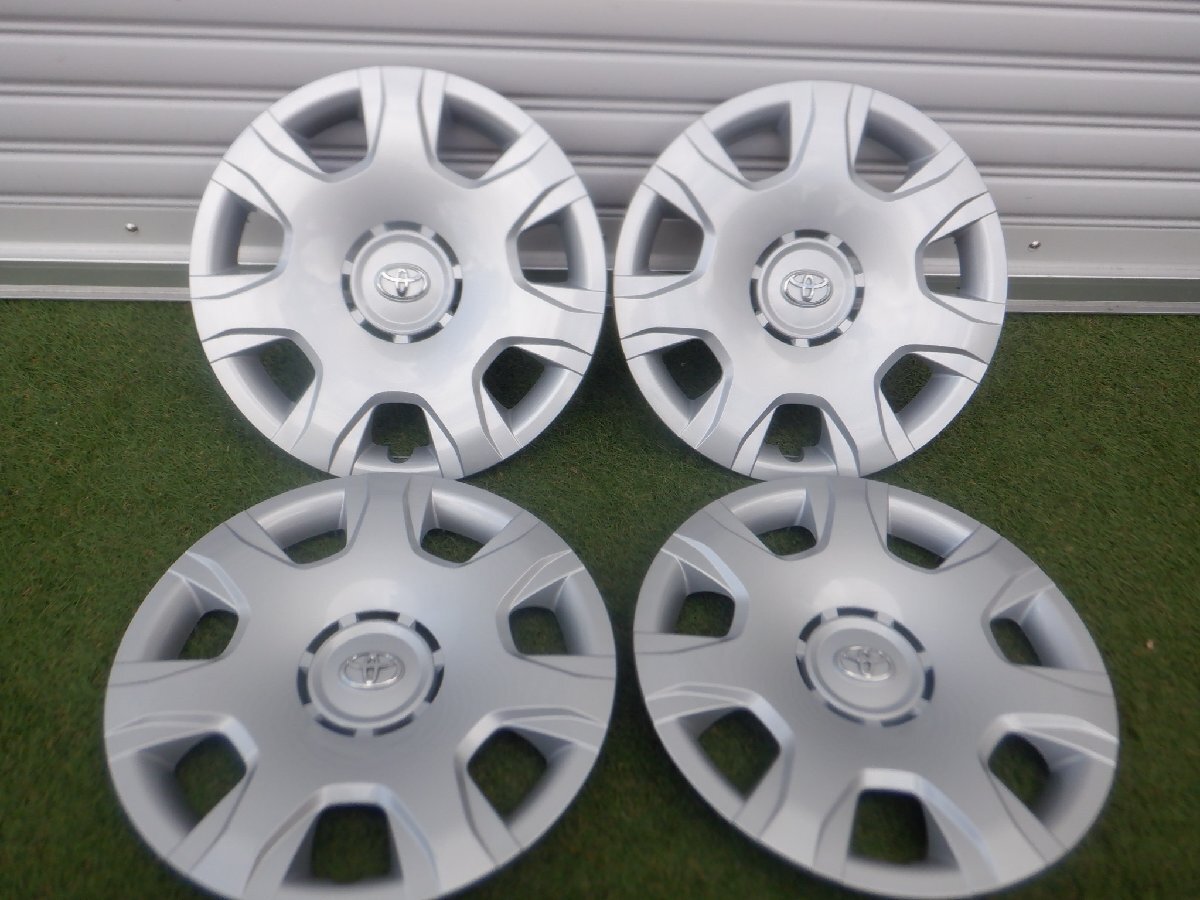 新車外し トヨタ純正 200 ハイエース GL 4型 5型 6型 後期 15インチ ホイールキャップ 4枚セット 42602-26040 m-24-9-306拍卖