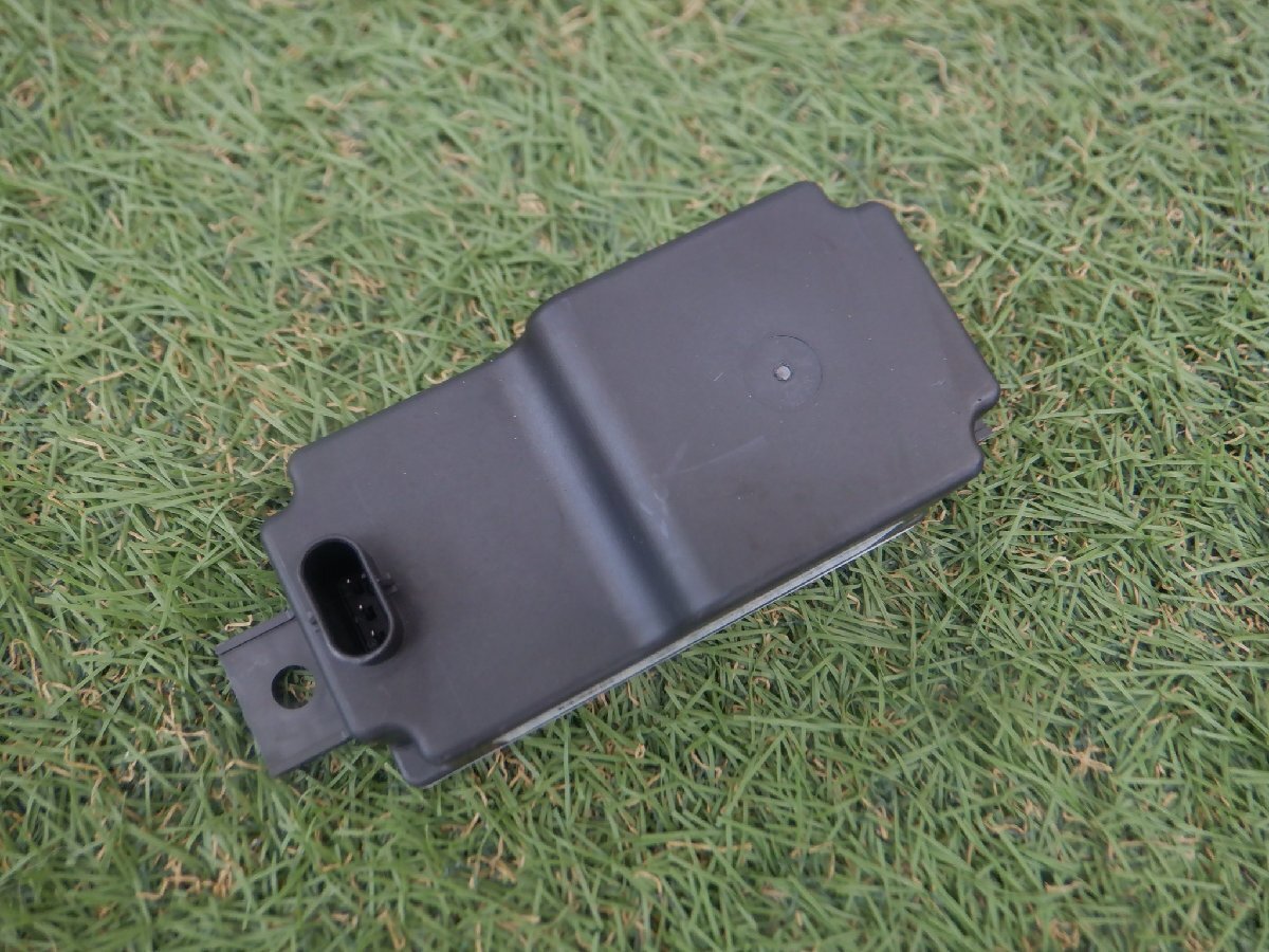 ベンツ純正 W205 Cクラス W213 Eクラス W222 Sクラス バックアップバッテリー トランス 電圧 コンバーター A2059053414 m-24-9-319拍卖