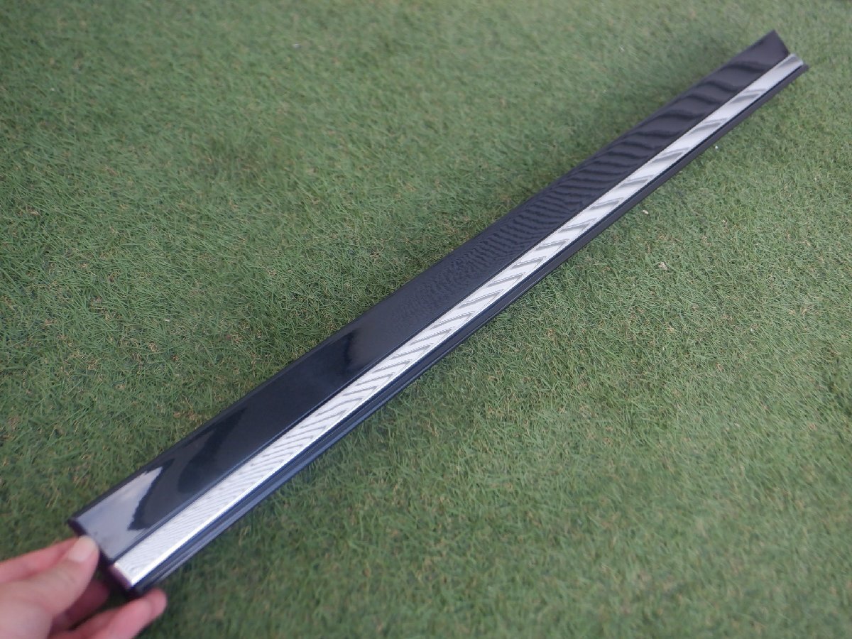 新車外し 純正 TAWH15W LM500H LM エグゼクティブ サイドステップ スカート ドアパネル フロント 左 76904-V2030 グラファイトブラック223拍卖