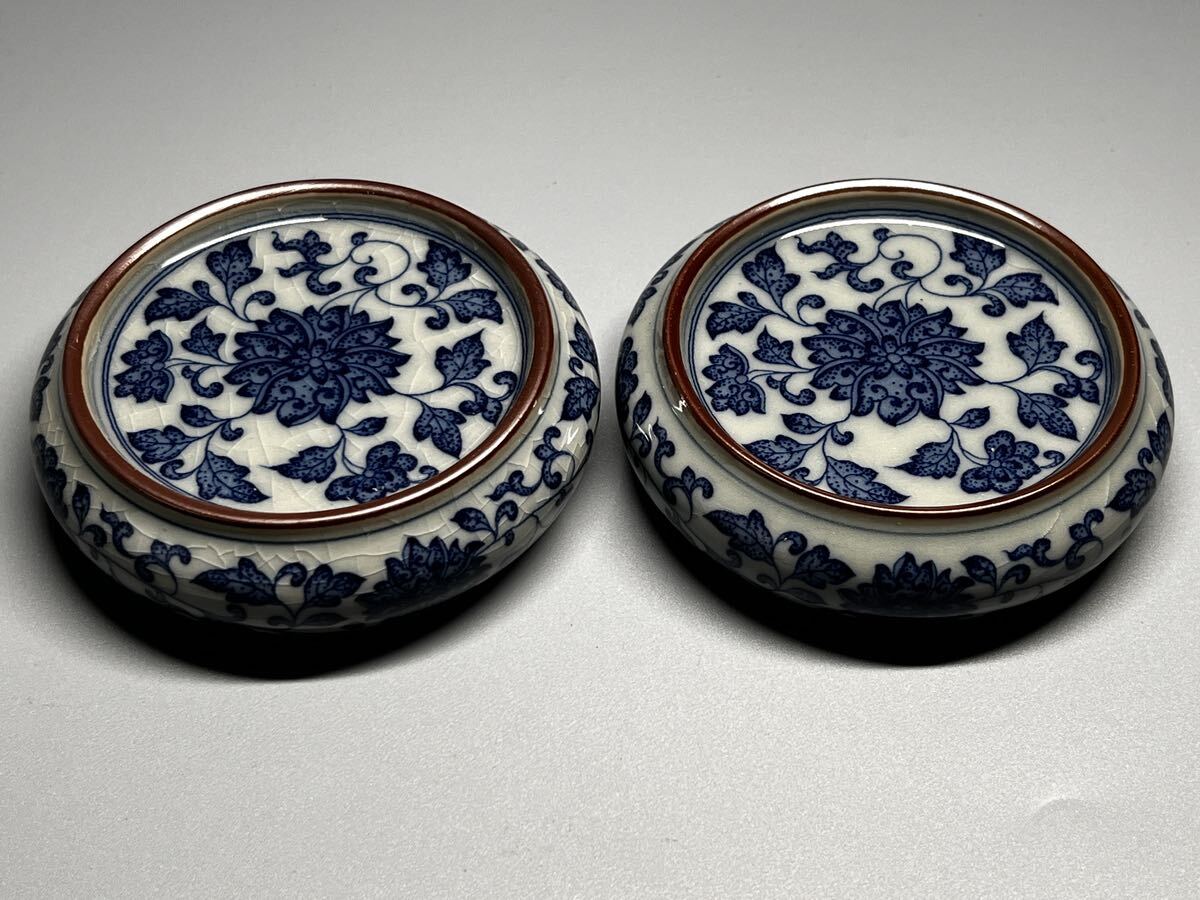 未使用品 茶道具 中国美術 青花纏枝紋 手描き 蓋置 景徳鎮製 氷裂紋 蓋托拍卖