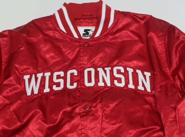 NJ74スターターSTARTERアメリカ古着ナイロンジャケット中綿入スタジャンXLビッグサイズ赤系サテンジャケット/ウィスコンシン/レタード付拍卖