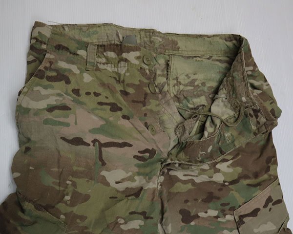 MP56米軍実物ARMYアメリカ古着マルチカム柄カーゴパンツABUミリタリーパンツ迷彩TROUSERコンバットパンツCOMBATリップストップM丈長オール拍卖