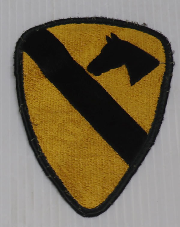 PA25米軍ARMYアメリカ古着ミリタリーパッチ/ワッペン第1騎兵師団U.S.Army 1st Cavalry Division 60’S70’Sビンテージ/オールド&レトロ拍卖