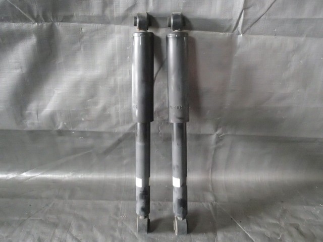 【2600】中古 ハイゼット S321V KFVE ショックアブソーバー左右セット 48531-B5063 刻印14B21A 棚F5-2拍卖