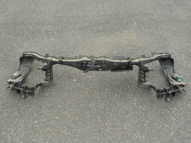 【2607】2006年式 ベンツBクラス B170 ブルーシルバー ラジエーター コアサポート A1696201634 棚G2拍卖