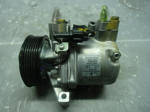 【2621】令和1年 ノート E12 HR12DE VT 2WD コンプレッサー 92600-1KA7D W19J0221699 棚F4-3拍卖