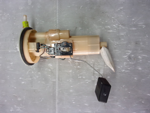 【2645】平成26年式 ワゴンR MH34S R06A フューエルポンプ 燃料ポンプ 15100-82881 15100-72M00 UC-T33SU34 棚S1-4拍卖