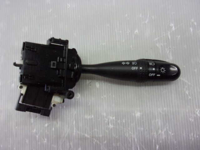 【2647】2008年式 タント L375S KFDET コンビネーションスイッチ ライトスイッチ フォグ付き 棚G12拍卖