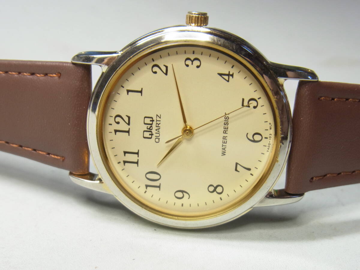2409 メンズ Q&Q 全数字ダイヤル 新品ベルト交換済 電池交換済拍卖