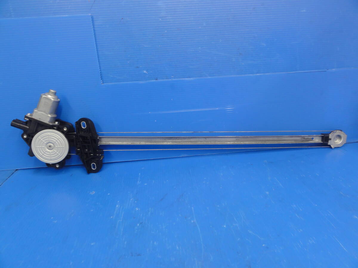 ☆平成25年車 ホンダ JF2 Nボックス 左 前 フロント レギュレーターモーター CM012340 純正 動作OK☆F28738 m拍卖