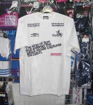 UCS5747かっこいい アンブロ デザインTシャツWBK 白×黒 ホワイト×ブラック Lサイズ umbro 新品 レトロ 即決/拍卖