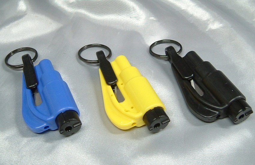 【レスキューミー/ResQ Me】★事故・災害時の車両からの脱出ツール★軽量18g!キーホルダータイプ【ブルー】拍卖