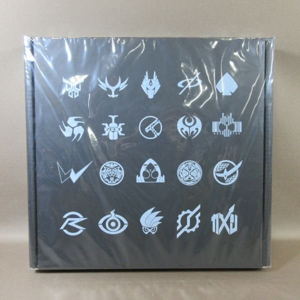 ★D310●「平成仮面ライダー 20作品記念ベスト 数量限定生産盤 (CD4枚組+ピンバッジセット)」CD-BOX 未開封新品拍卖