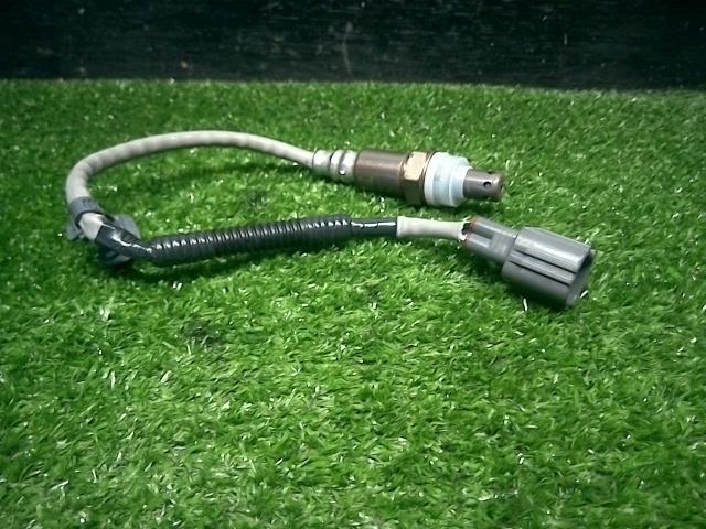 ☆ハイエース KDH206 A/Fセンサー(O2センサー) 89467-26030 新品未使用品♪ (2番)拍卖