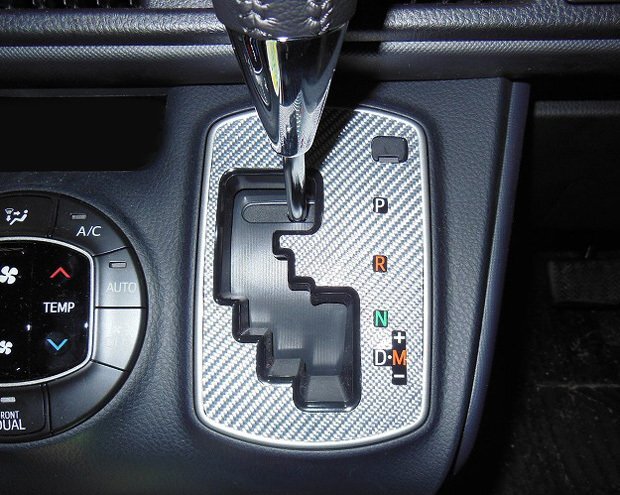 ★ハセプロ マジカルカーボン シフトパネル (CSPT-24)ブラック★TOYOTA エスクァイア ZRR80G/ZRR85G/ZRR80W/ZRR85W/ZWR80G H26/10~拍卖