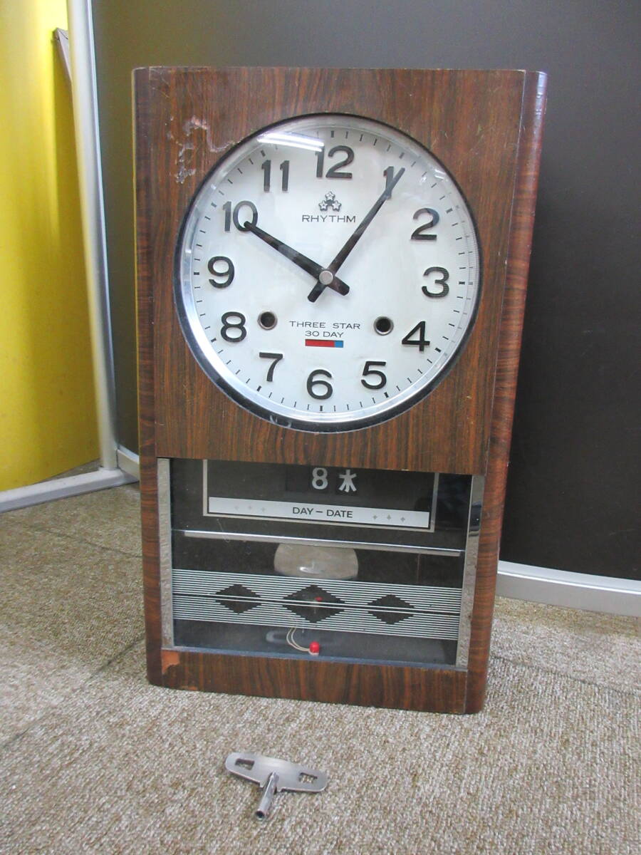 中古ジャンク RHYTHM/リズム 振り子時計(THREE STAR 30DAY)【L-137】送料無料(北海道・沖縄・離島を除く)拍卖