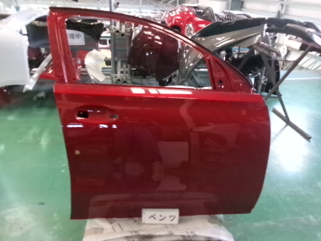 ベンツ GLE450d 167333 右フロントドアー 即決 6980拍卖