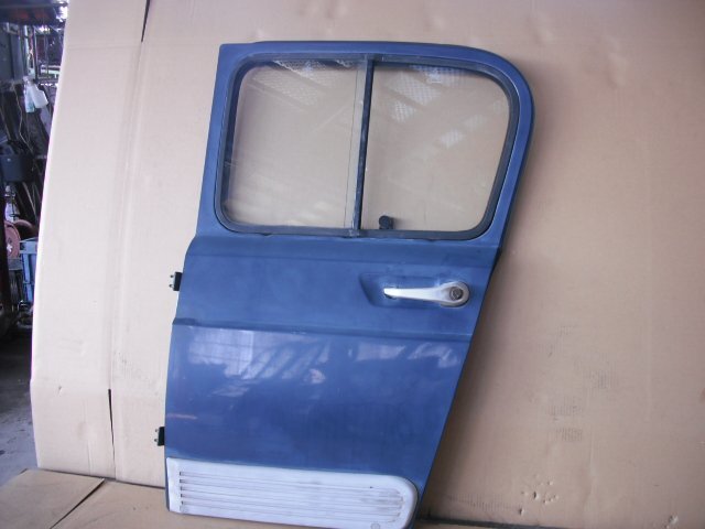 『B231』112800,ルノー4,GTL,RENAULT,左リアドア パネル,ドアガラス,no286,個人宅発送不可商品です。拍卖