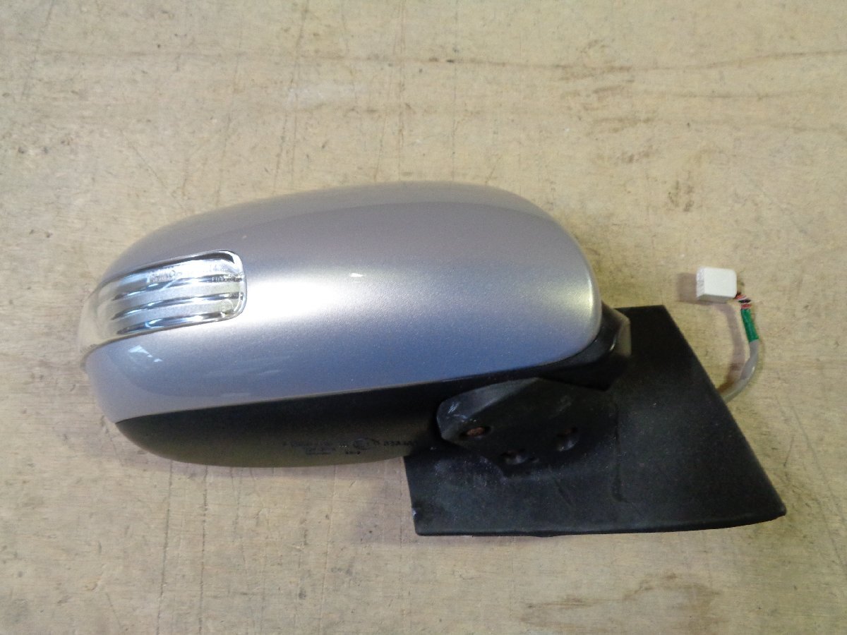 KSP90 ヴィッツ 純正 ウィンカー付 ドアミラー 右 カラー№:9AE ピン数:7ピン拍卖