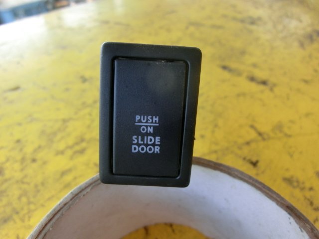 ★パレット SW ON.OFF スイッチ 平成22年 DBA-MK21S スライド ドア SX 16.2万㎞ ルークス 即決あり拍卖