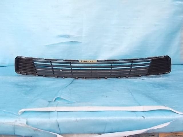 アクア NHP10 前期 フロントバンパーグリル 下部 №ZIK40903拍卖