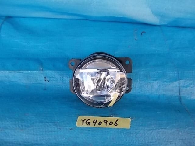 ソリオ バンディット MA47S 右 フォグランプ №ZYG40906拍卖