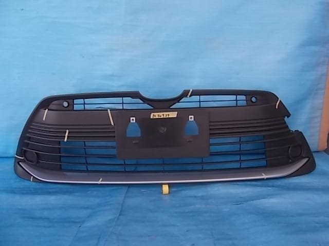 カローラツーリング NRE210 後期 フロントバンパーグリル №ZFC40929拍卖