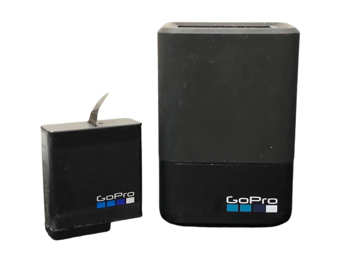 GoPro (ゴープロ) HERO5 デュアル バッテリー チャージャー バッテリー付き ブラック 家電/025拍卖