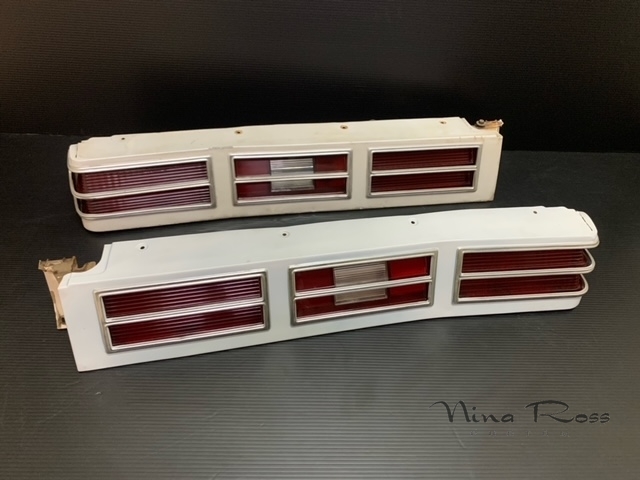 75 76 シボレー カプリス テールランプ テールレンズ テールライトベゼル ハウジング オリジナル 左右ペア拍卖