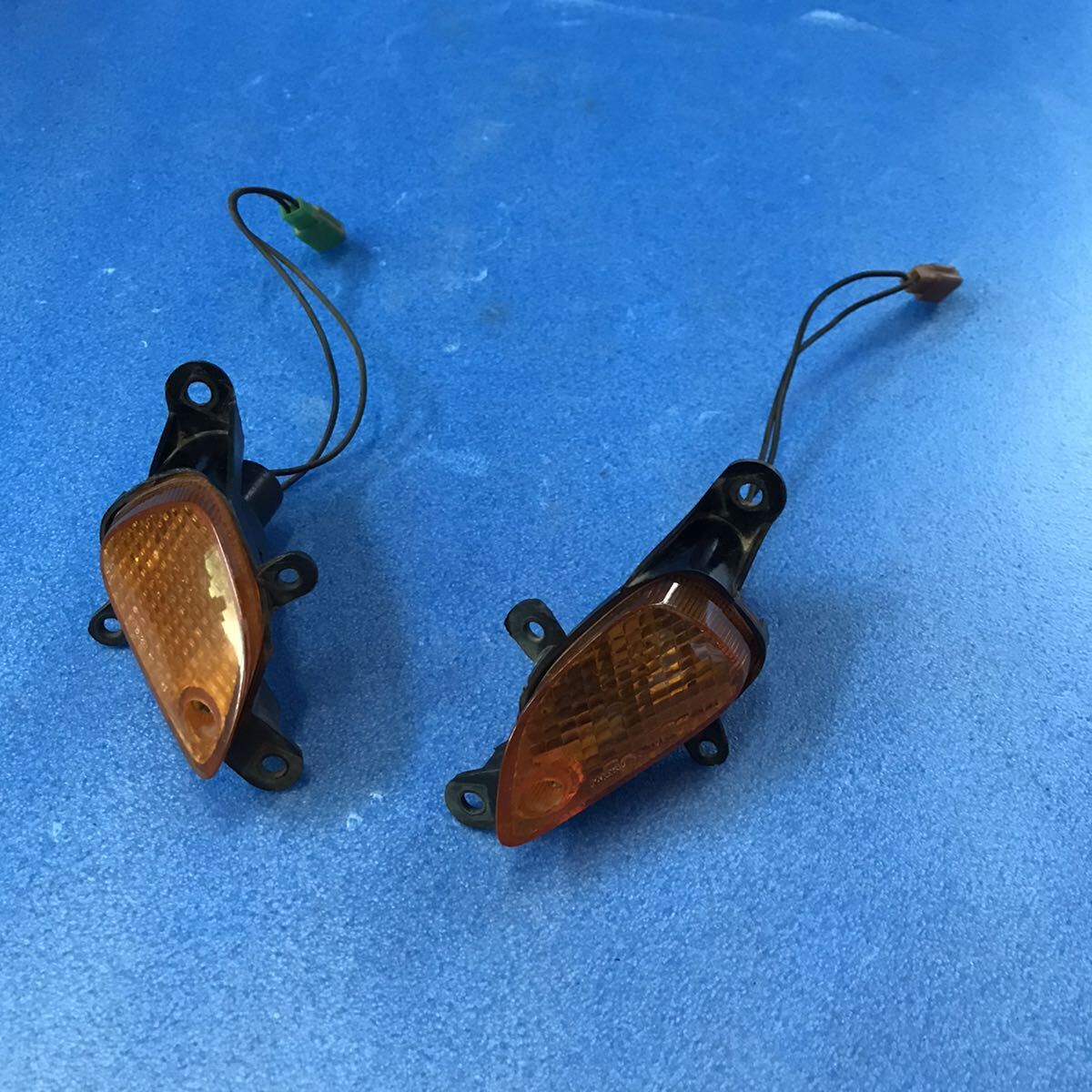 ヤマハ RS90 フロントウインカー 3NW ターゲット90 ウィンカーレンズ左右 前ウィンカー Fウィンカー拍卖