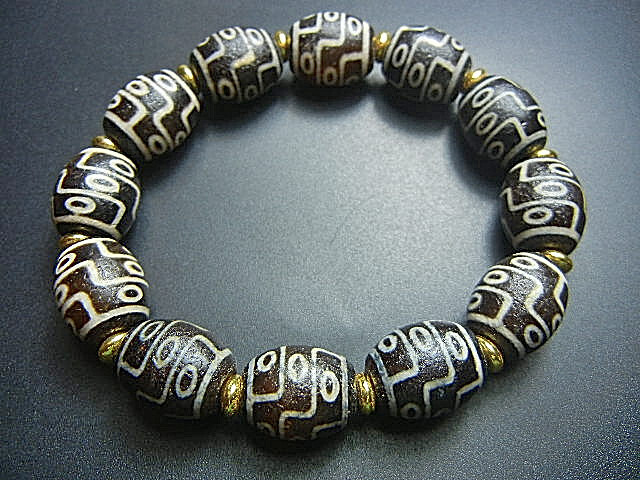 ★西蔵天珠数珠★JFV3133 九眼 天珠  プレスレット数珠 13*16mm風化紋 超勧め拍卖