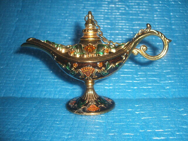 レア!美品!DUBAI DUTY FREE ドバイの魔法のランプ(香炉?)拍卖