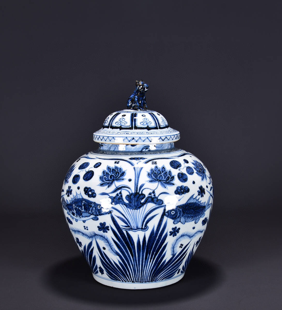 『元・古陶瓷品・官窯・ 青花・魚藻紋・蓋罐』極細工 置物古賞物 中国古玩 中国古美術拍卖