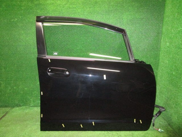【A63991】◇フィット GP1 右フロント ドア NH731P拍卖